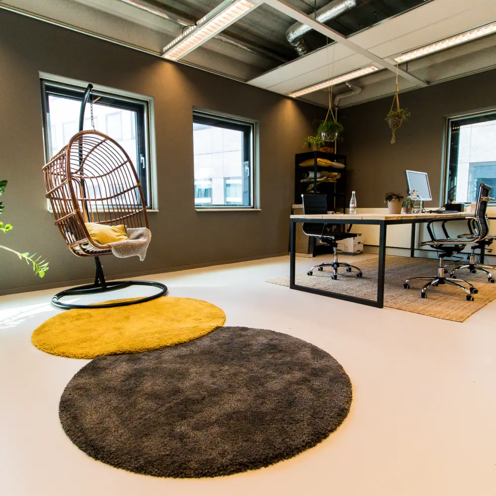 Zo voorkom jij lichamelijke klachten tijdens het thuiswerken